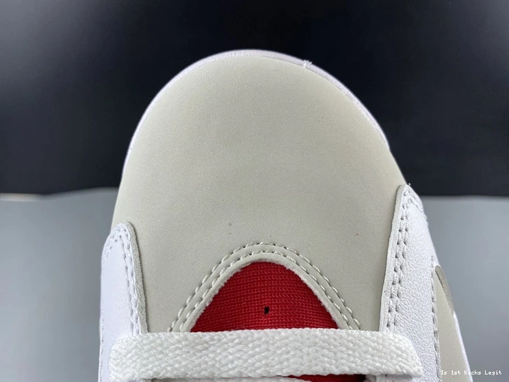 6 CT8529-062 Jordan Air 0331